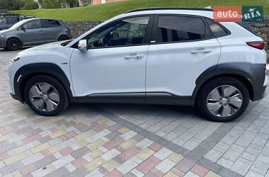 Внедорожник / Кроссовер Hyundai Kona Electric 2020 в 