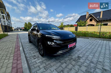 Позашляховик / Кросовер Hyundai Kona Electric 2021 в Луцьку