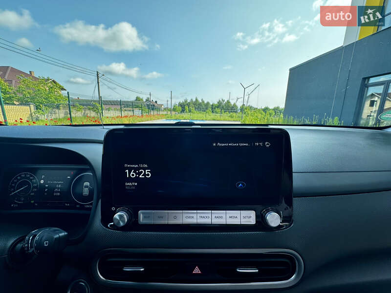 Внедорожник / Кроссовер Hyundai Kona Electric 2021 в Луцке