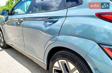 Внедорожник / Кроссовер Hyundai Kona Electric 2021 в Днепре