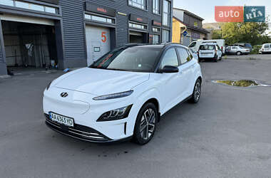 Позашляховик / Кросовер Hyundai Kona Electric 2022 в Києві