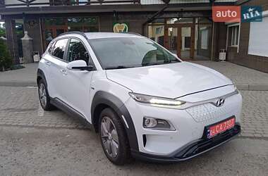 Внедорожник / Кроссовер Hyundai Kona Electric 2021 в Черновцах