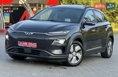 Внедорожник / Кроссовер Hyundai Kona Electric 2021 в Тернополе