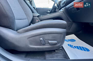 Внедорожник / Кроссовер Hyundai Kona Electric 2021 в 