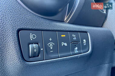 Внедорожник / Кроссовер Hyundai Kona Electric 2021 в 