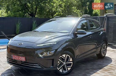 Внедорожник / Кроссовер Hyundai Kona Electric 2022 в Киеве