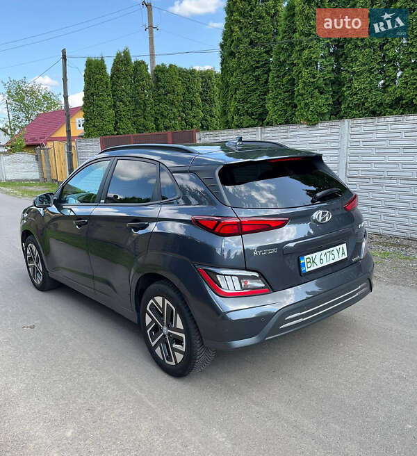Внедорожник / Кроссовер Hyundai Kona Electric 2021 в Ровно
