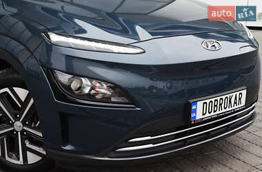 Позашляховик / Кросовер Hyundai Kona Electric 2021 в 