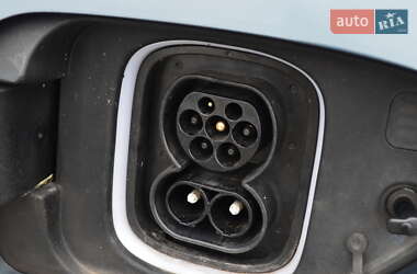 Позашляховик / Кросовер Hyundai Kona Electric 2021 в 