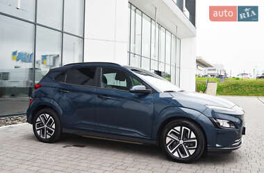 Позашляховик / Кросовер Hyundai Kona Electric 2021 в 