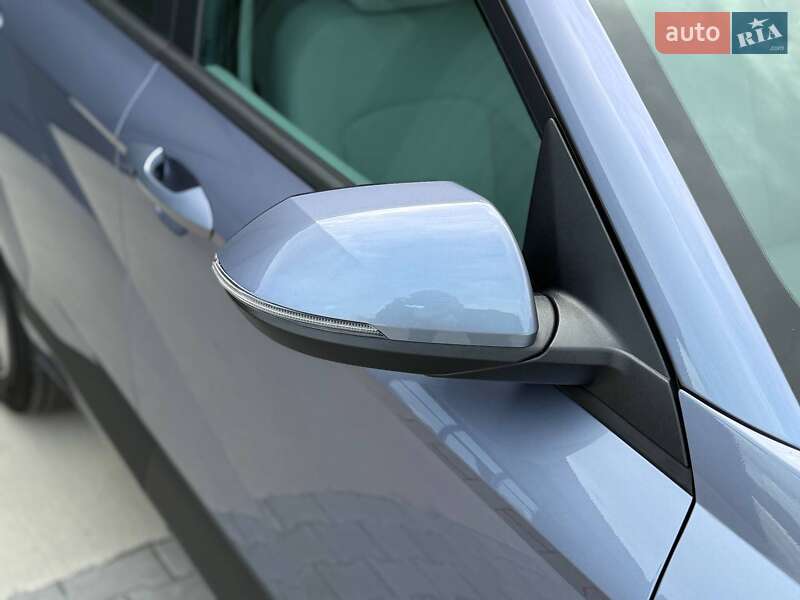 Внедорожник / Кроссовер Hyundai Kona Electric 2024 в Дубно