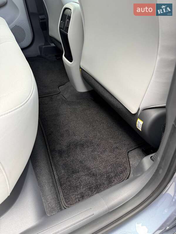 Внедорожник / Кроссовер Hyundai Kona Electric 2024 в Дубно