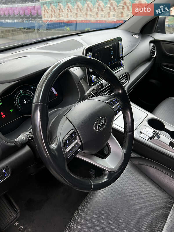 Позашляховик / Кросовер Hyundai Kona Electric 2018 в Обухові фото 23 Позашляховик / Кросовер Hyundai Kona Electric 2018 в Обухові