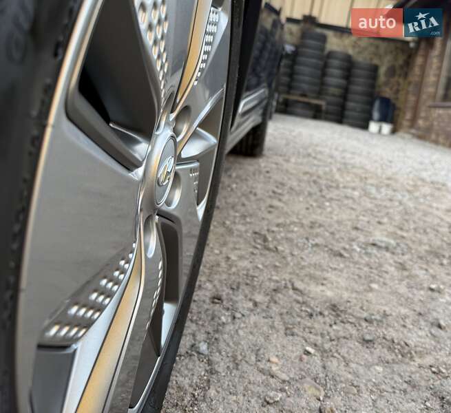 Внедорожник / Кроссовер Hyundai Kona Electric 2020 в Львове фото 15 Внедорожник / Кроссовер Hyundai Kona Electric 2020 в Львове