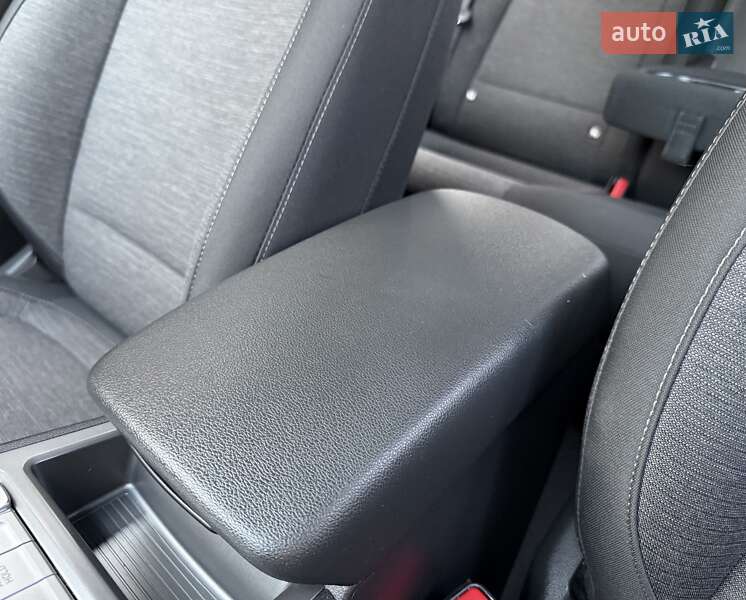 Внедорожник / Кроссовер Hyundai Kona Electric 2020 в Львове фото 77 Внедорожник / Кроссовер Hyundai Kona Electric 2020 в Львове