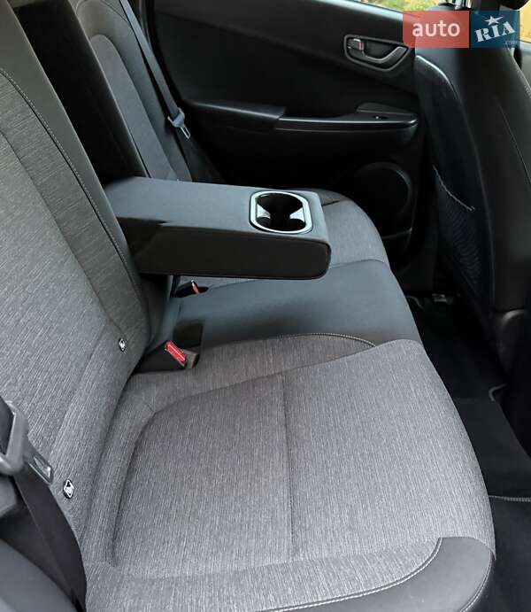 Внедорожник / Кроссовер Hyundai Kona Electric 2020 в Львове фото 103 Внедорожник / Кроссовер Hyundai Kona Electric 2020 в Львове