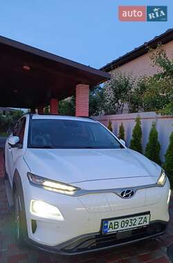 Внедорожник / Кроссовер Hyundai Kona Electric 2020 в Виннице