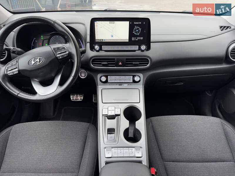 Внедорожник / Кроссовер Hyundai Kona Electric 2020 в Киеве