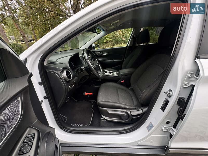 Внедорожник / Кроссовер Hyundai Kona Electric 2020 в Буче