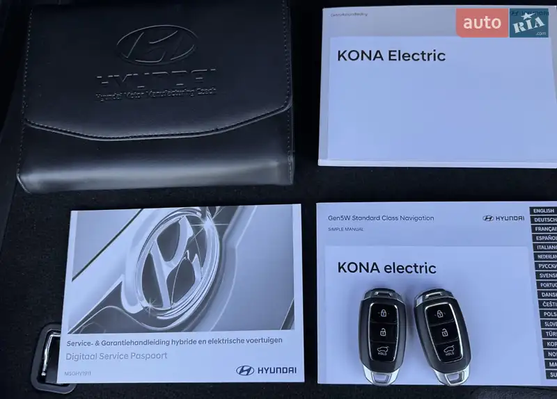 Внедорожник / Кроссовер Hyundai Kona Electric 2020 в Буче документ