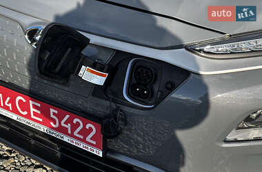 Внедорожник / Кроссовер Hyundai Kona Electric 2020 в 