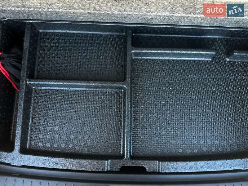 Внедорожник / Кроссовер Hyundai Kona Electric 2021 в Львове фото 61 Внедорожник / Кроссовер Hyundai Kona Electric 2021 в Львове