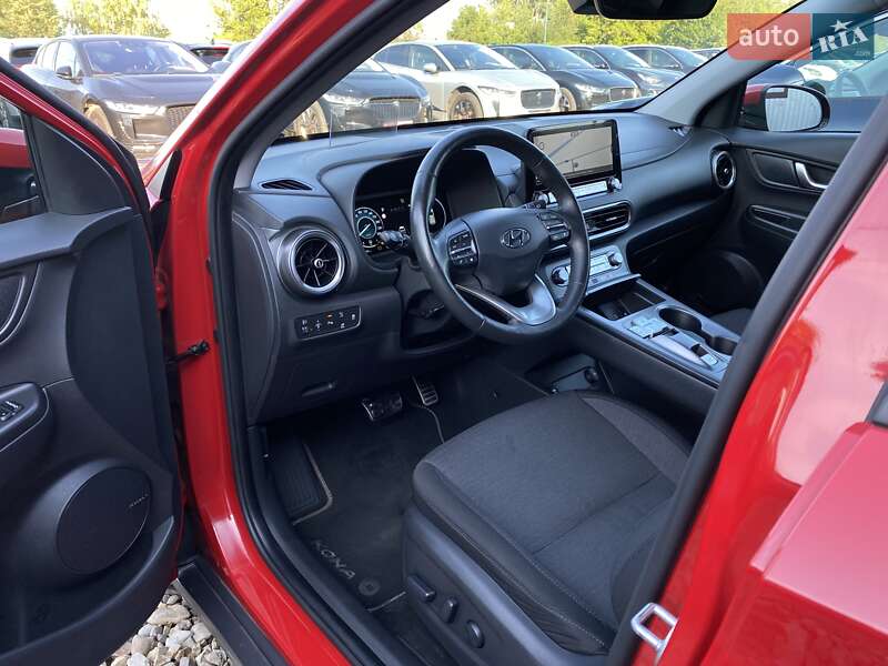 Внедорожник / Кроссовер Hyundai Kona Electric 2021 в Львове фото 28 Внедорожник / Кроссовер Hyundai Kona Electric 2021 в Львове