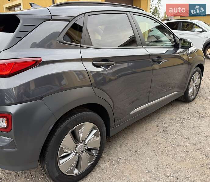 Позашляховик / Кросовер Hyundai Kona Electric 2020 в Львові фото 35 Позашляховик / Кросовер Hyundai Kona Electric 2020 в Львові