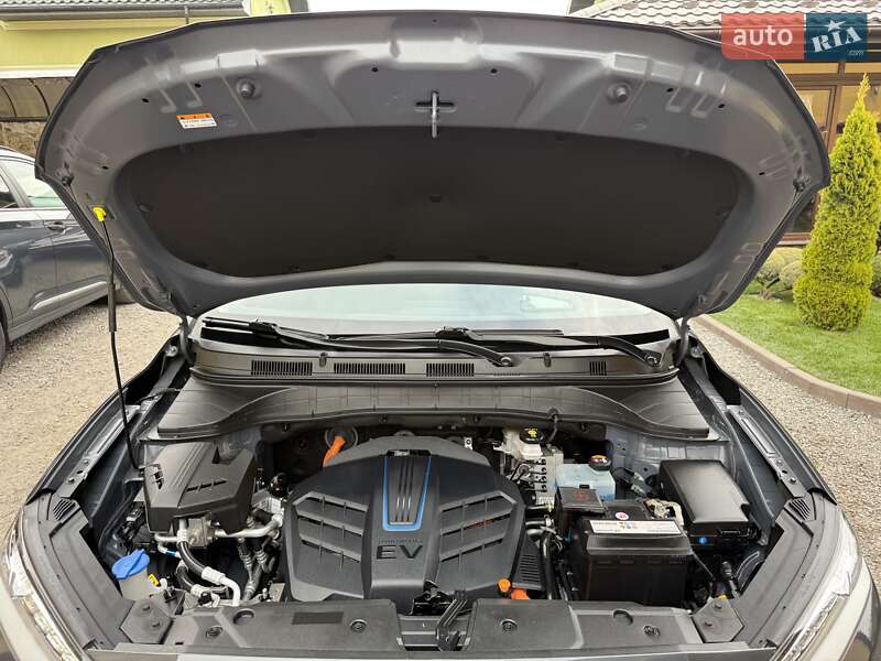 Позашляховик / Кросовер Hyundai Kona Electric 2020 в Львові фото 44 Позашляховик / Кросовер Hyundai Kona Electric 2020 в Львові