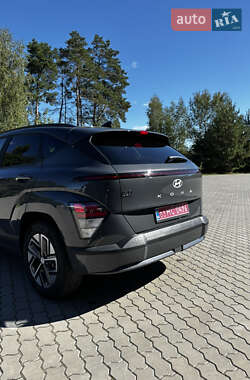 Внедорожник / Кроссовер Hyundai Kona Electric 2024 в 
