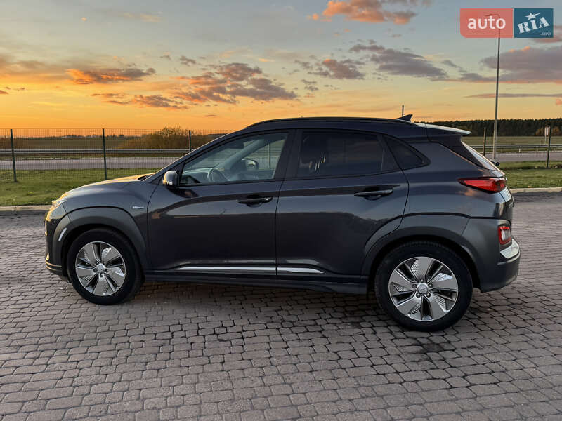 Позашляховик / Кросовер Hyundai Kona Electric 2020 в Радивиліві фото 17 Позашляховик / Кросовер Hyundai Kona Electric 2020 в Радивиліві