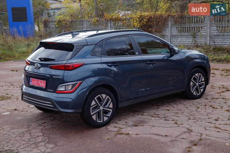 Внедорожник / Кроссовер Hyundai Kona Electric 2022 в Бердичеве