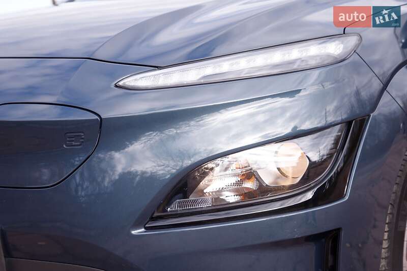 Внедорожник / Кроссовер Hyundai Kona Electric 2022 в Бердичеве