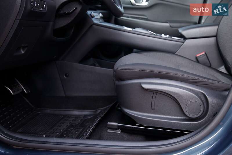 Внедорожник / Кроссовер Hyundai Kona Electric 2022 в Бердичеве