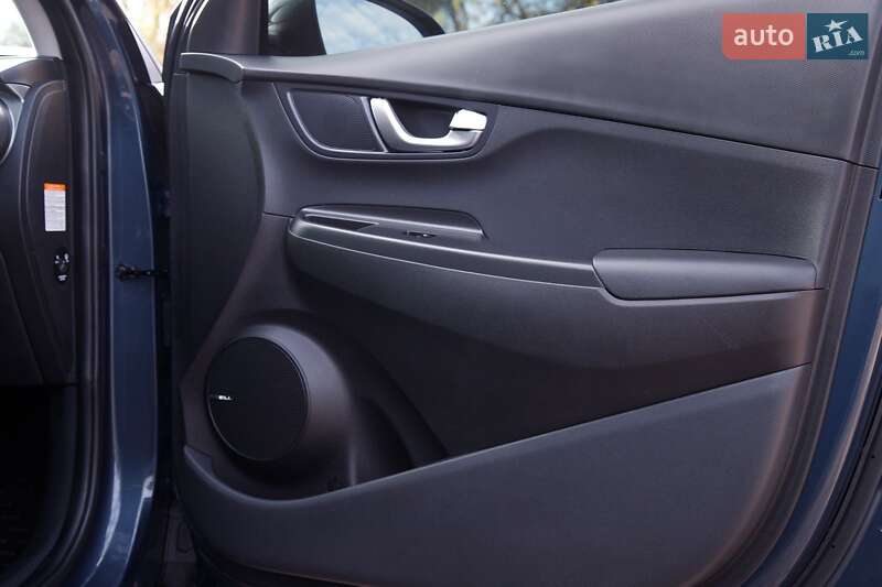 Внедорожник / Кроссовер Hyundai Kona Electric 2022 в Бердичеве