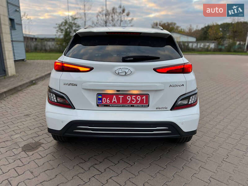 Позашляховик / Кросовер Hyundai Kona Electric 2021 в Житомирі