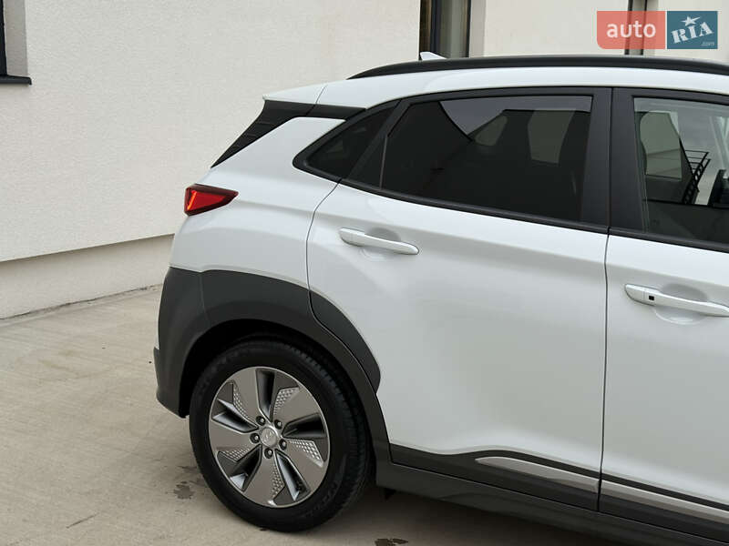Позашляховик / Кросовер Hyundai Kona Electric 2020 в Луцьку фото 13 Позашляховик / Кросовер Hyundai Kona Electric 2020 в Луцьку