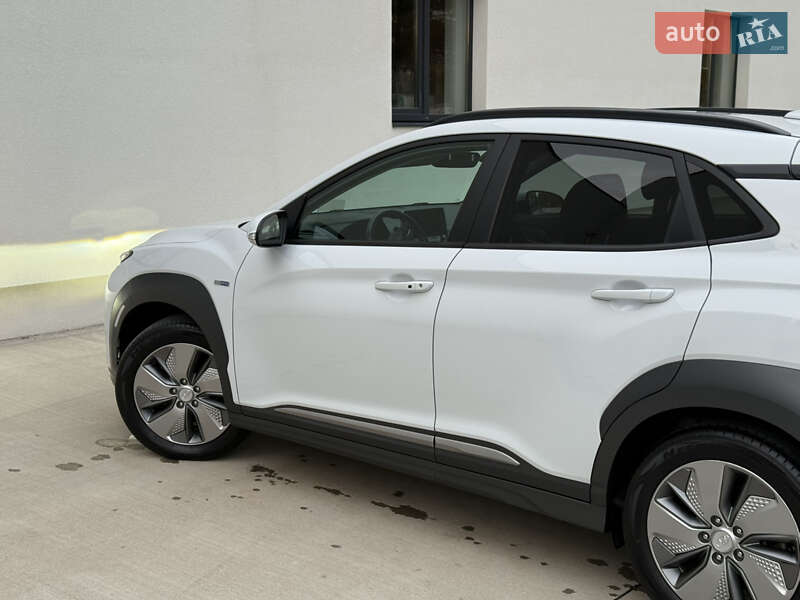 Позашляховик / Кросовер Hyundai Kona Electric 2020 в Луцьку фото 27 Позашляховик / Кросовер Hyundai Kona Electric 2020 в Луцьку