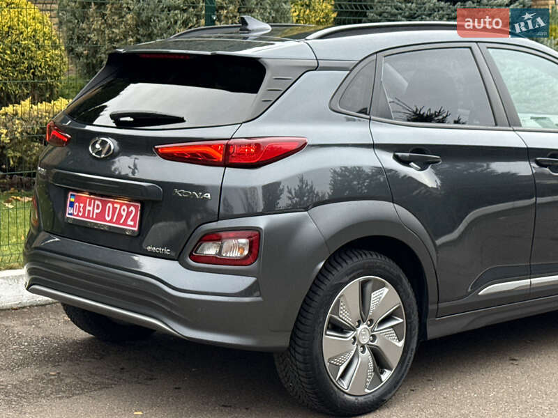 Внедорожник / Кроссовер Hyundai Kona Electric 2020 в Ровно