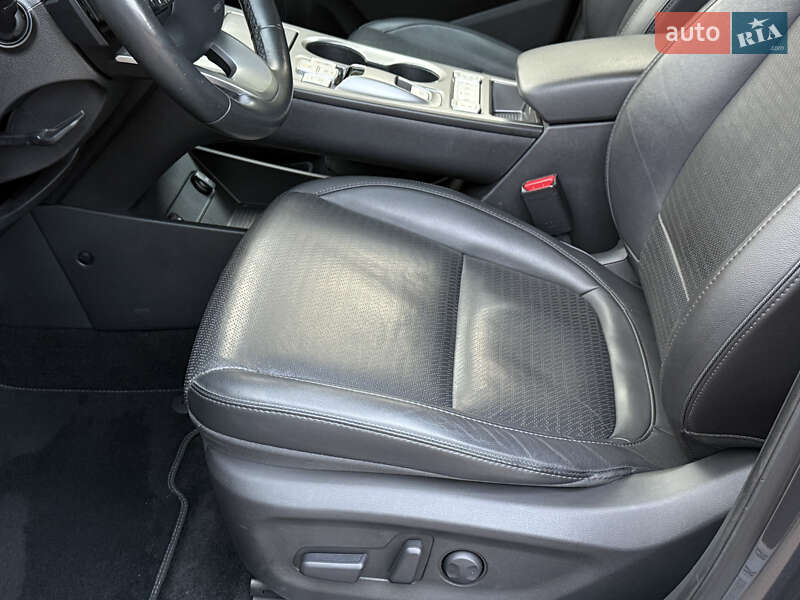 Внедорожник / Кроссовер Hyundai Kona Electric 2020 в Ровно