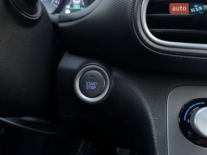 Внедорожник / Кроссовер Hyundai Kona Electric 2020 в Ровно