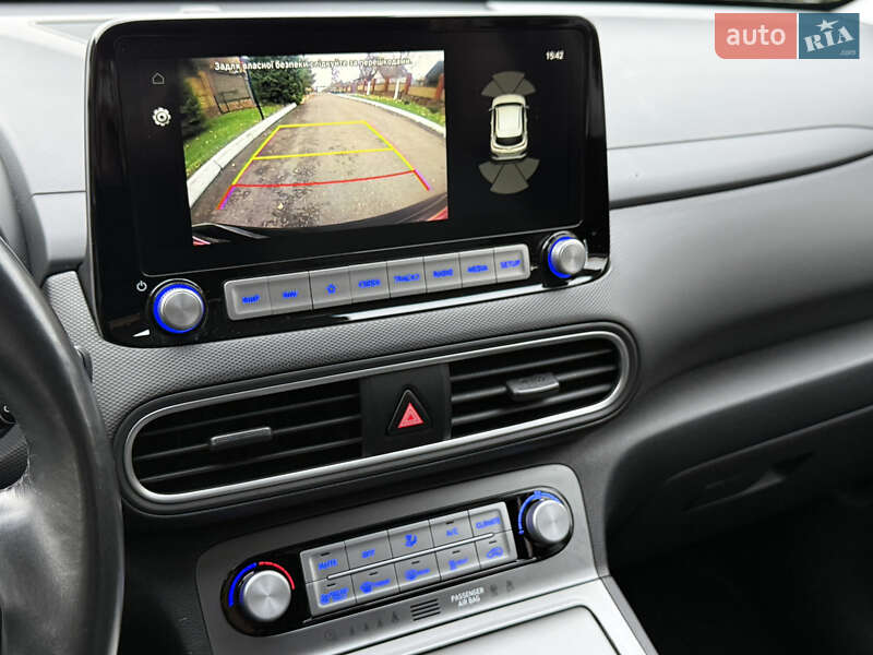 Внедорожник / Кроссовер Hyundai Kona Electric 2020 в Ровно