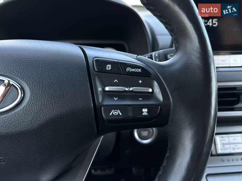 Внедорожник / Кроссовер Hyundai Kona Electric 2021 в Львове