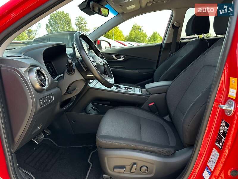 Внедорожник / Кроссовер Hyundai Kona Electric 2021 в Львове