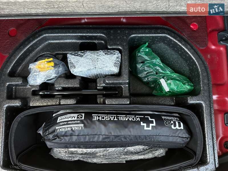 Внедорожник / Кроссовер Hyundai Kona Electric 2021 в Львове