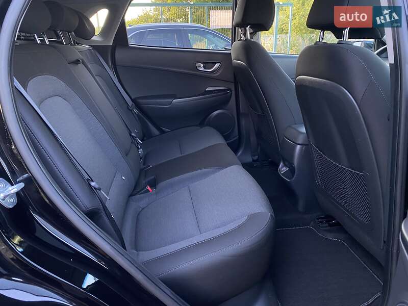 Внедорожник / Кроссовер Hyundai Kona Electric 2021 в Львове