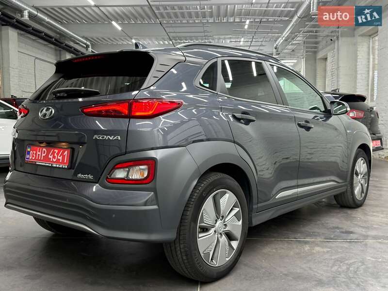 Позашляховик / Кросовер Hyundai Kona Electric 2020 в Луцьку