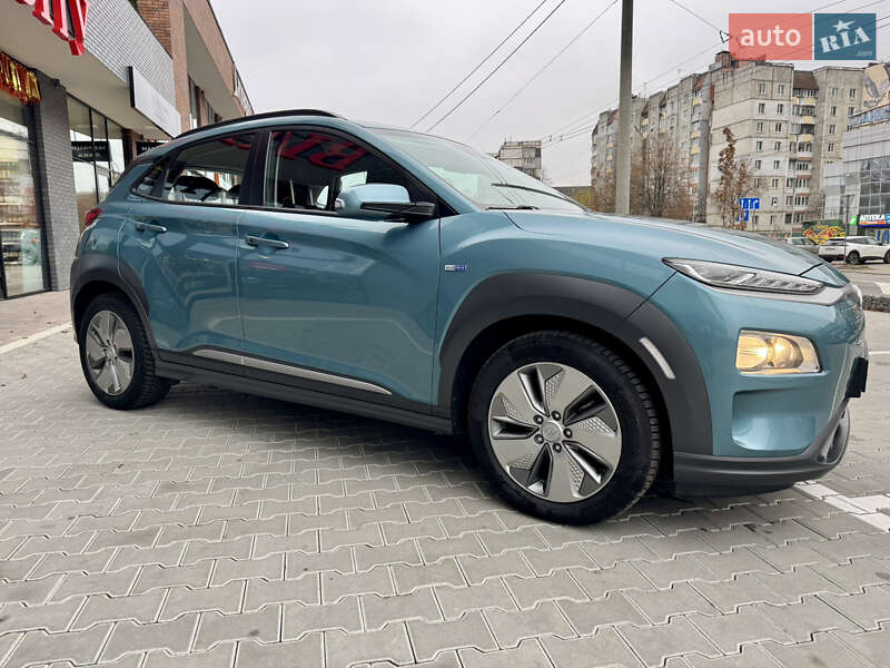 Позашляховик / Кросовер Hyundai Kona Electric 2020 в Івано-Франківську