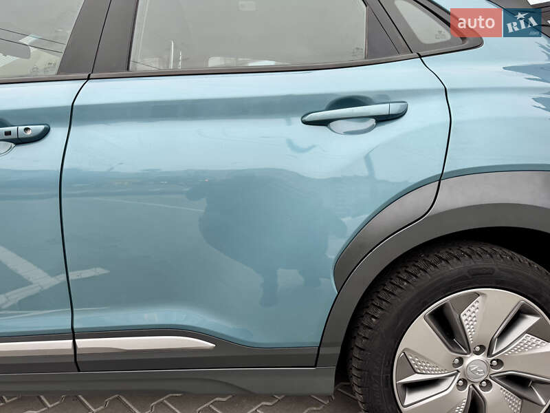 Позашляховик / Кросовер Hyundai Kona Electric 2020 в Івано-Франківську