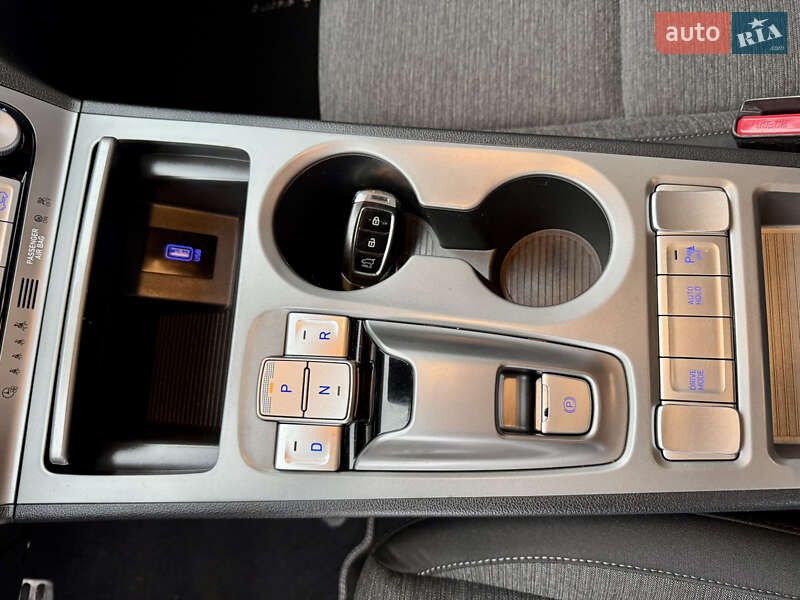 Позашляховик / Кросовер Hyundai Kona Electric 2020 в Івано-Франківську